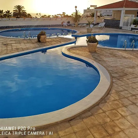 Nice 2 In San Eugenio Apartmán